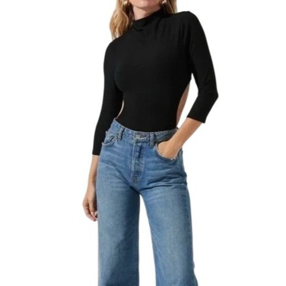 ASTR THE LABEL Black Ribbed Knit Somerset Mock Neck Cutout Bodysuit Small 0016